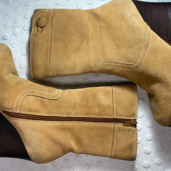 Vintage Yellow Box Womens Suede Dime Boots Wedge Heel Mid-Calf - Picture 12 of 16
